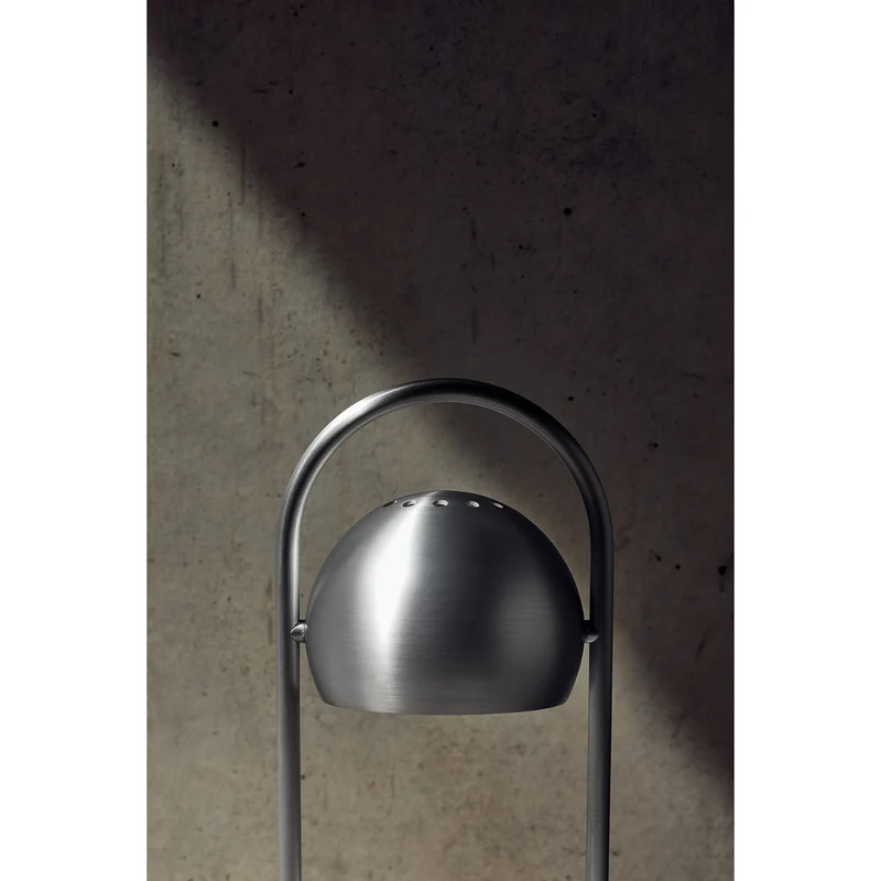 BALL PORTABLE BØRSTET ALUMINIUM ONE LYSKILDE