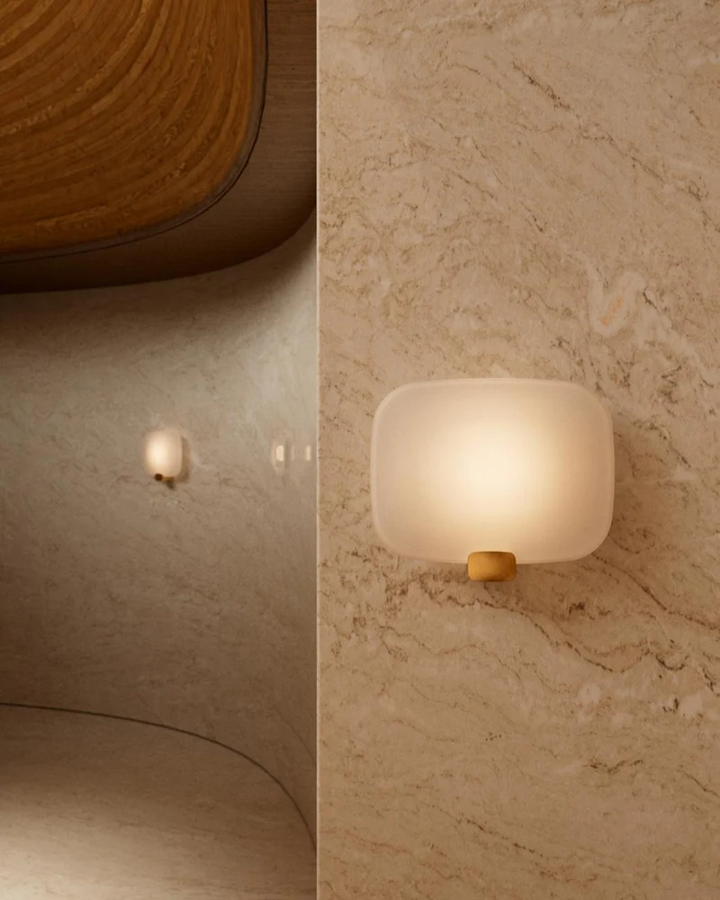 DCWéditions Light Me Tender M Væglampe - Horizontal/Brass