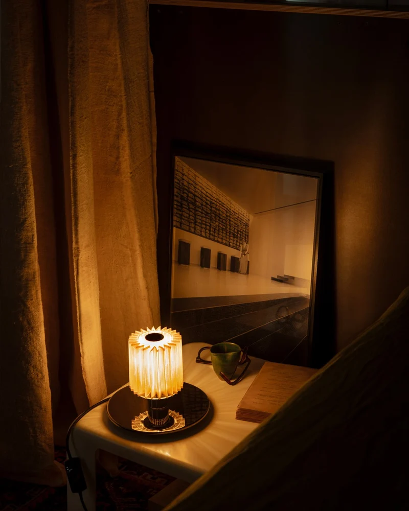 DCWéditions In The Sun 220 Bordlampe - Silver/Gold