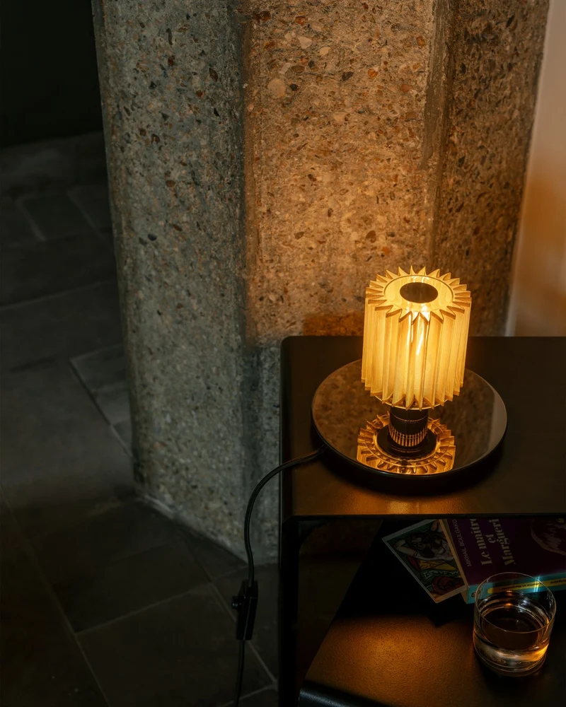 DCWéditions In The Sun 220 Bordlampe - Silver/Gold