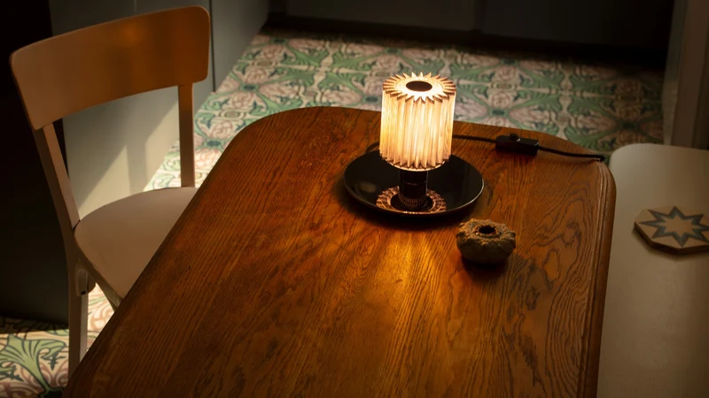 DCWéditions In The Sun 220 Bordlampe - Silver/Gold