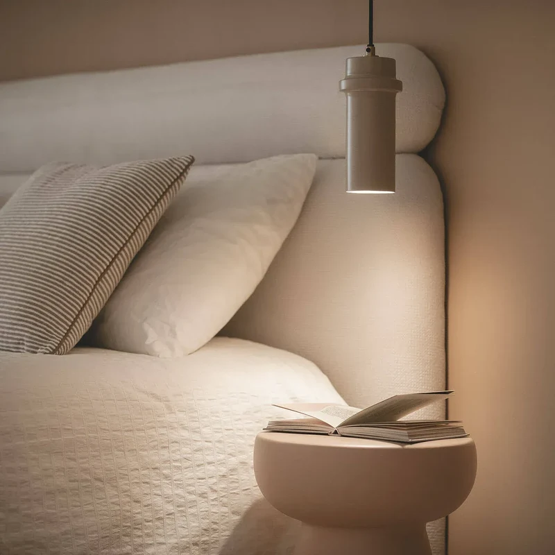 Suspension Coloris Beige et Taupe