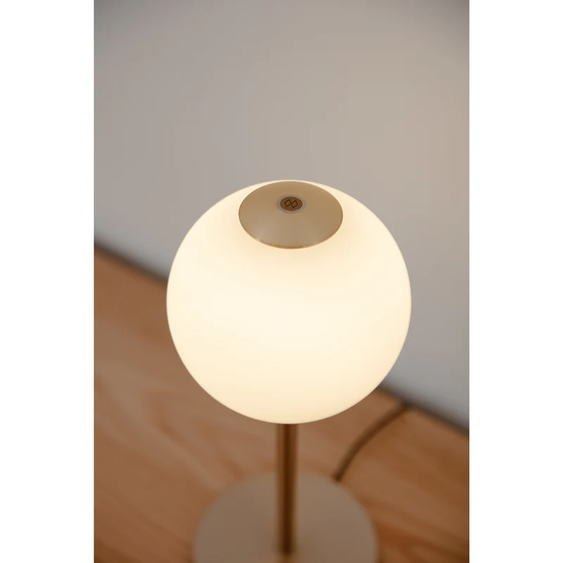 Audrey Bordlampe H37 USB-C Oplader