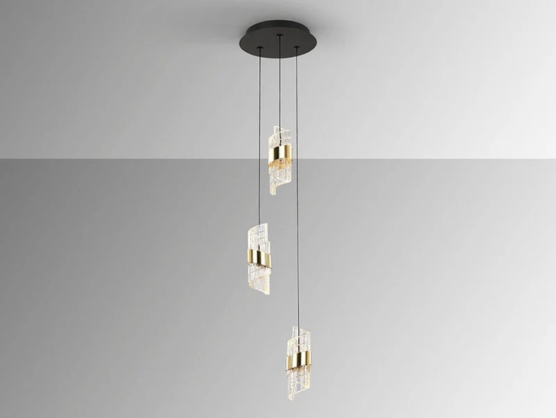 Plafonnier suspensions torsades en cristal Salon