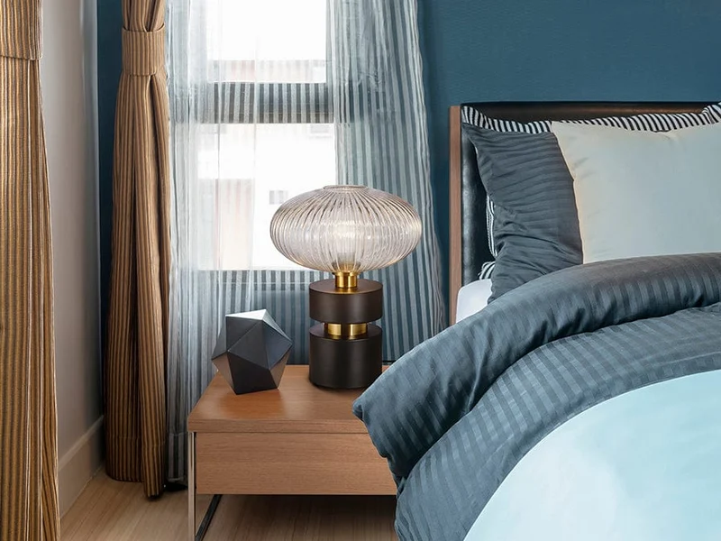 Lampe de Chevet noire mat et Verre chambre