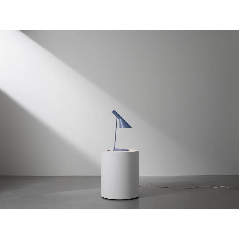 AJ - Bordlampe - Dusty Blue