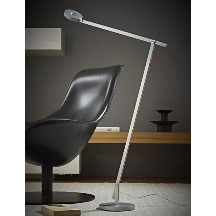 String F1 Gulvlampe Silver