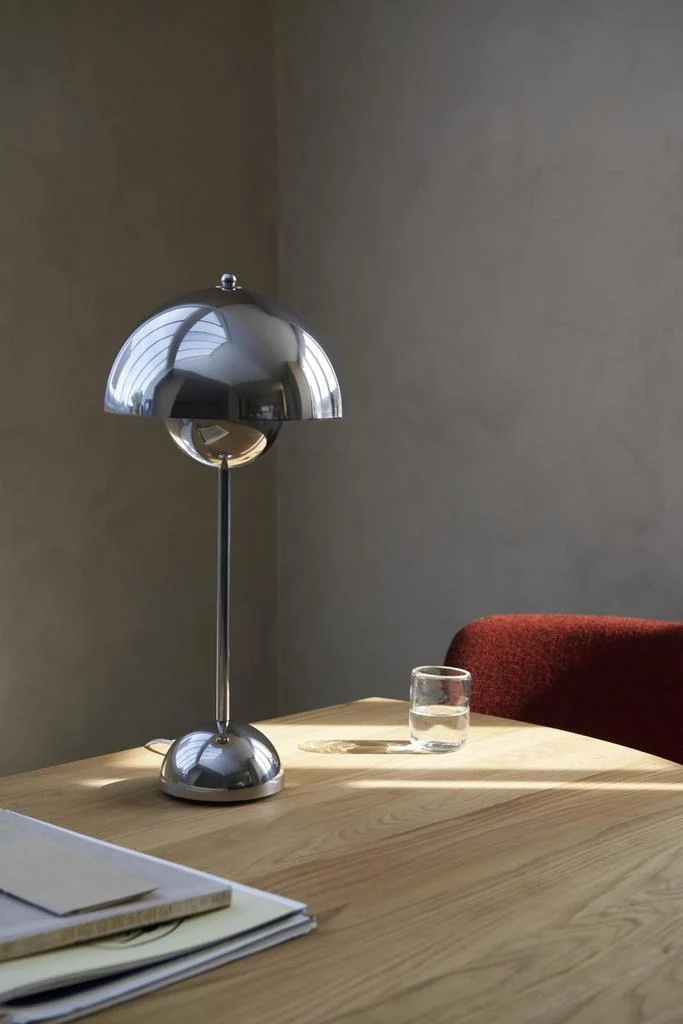 FLOWERPOT VP3 - BORDLAMPE - KROM PLATED