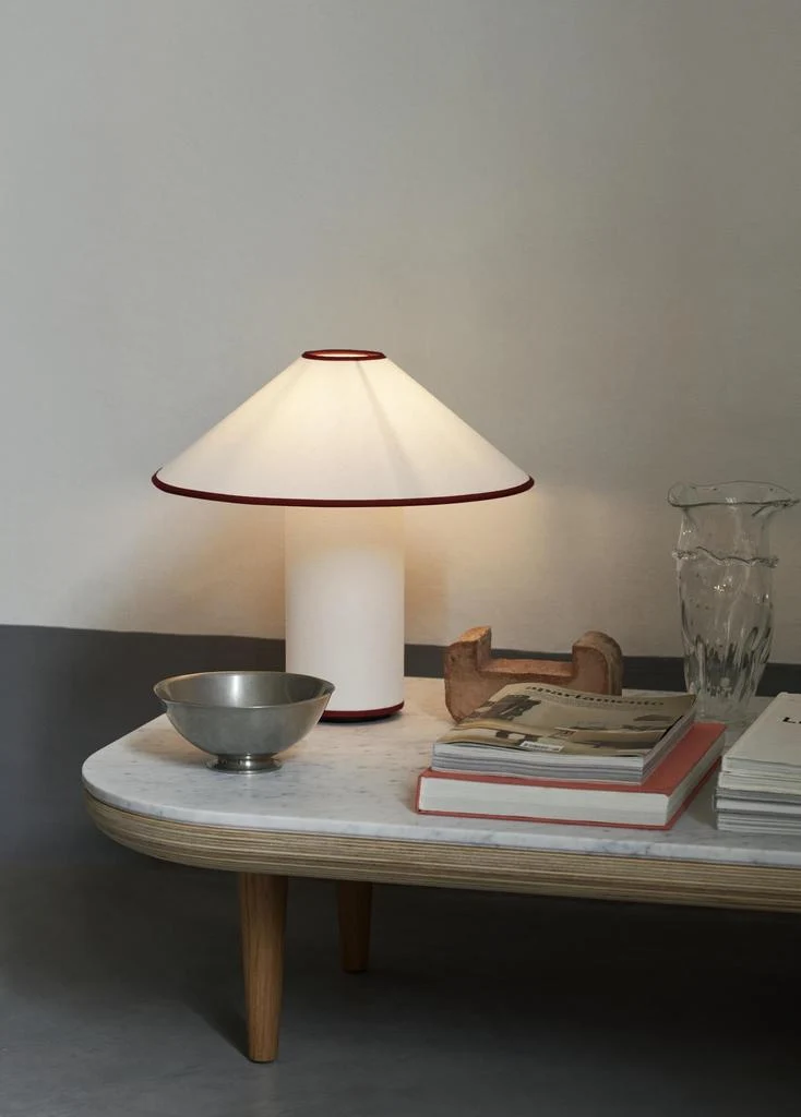 COLETTE ATD6 - BORDLAMPE - HVID/RØD