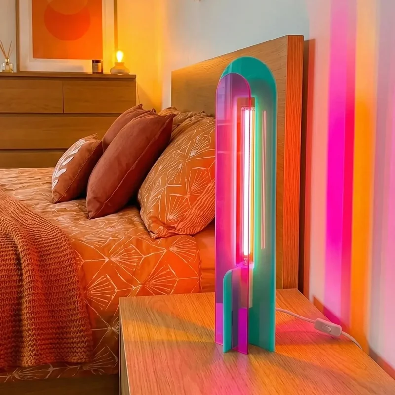Lampe de table Andy – Design Pop Art en acrylique coloré