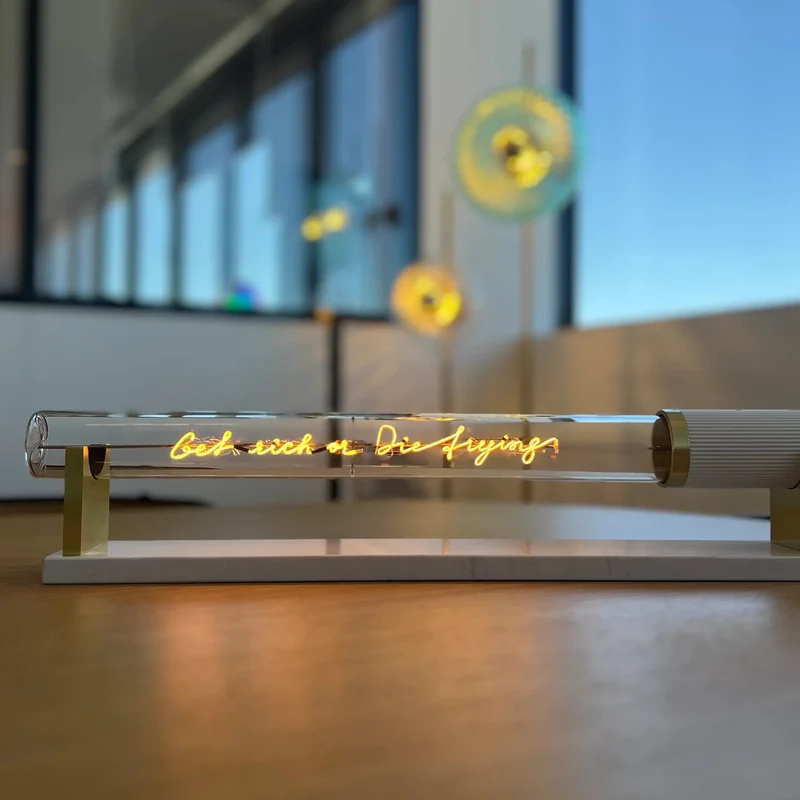 Ampoule décorative LED “Get rich or die Trying” – Message In The Tube