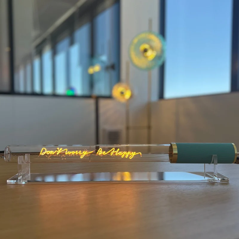 Ampoule décorative LED “Don't Worry Be Happy” – Message In The Tube