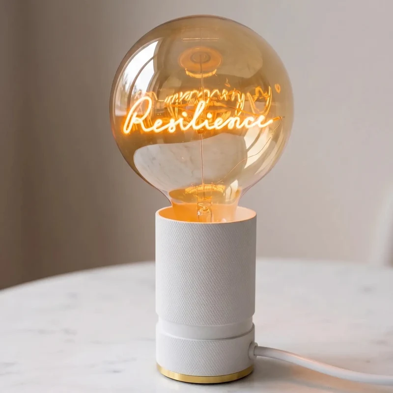 Ampoule décorative LED “Resilience” – Message In The Bulb