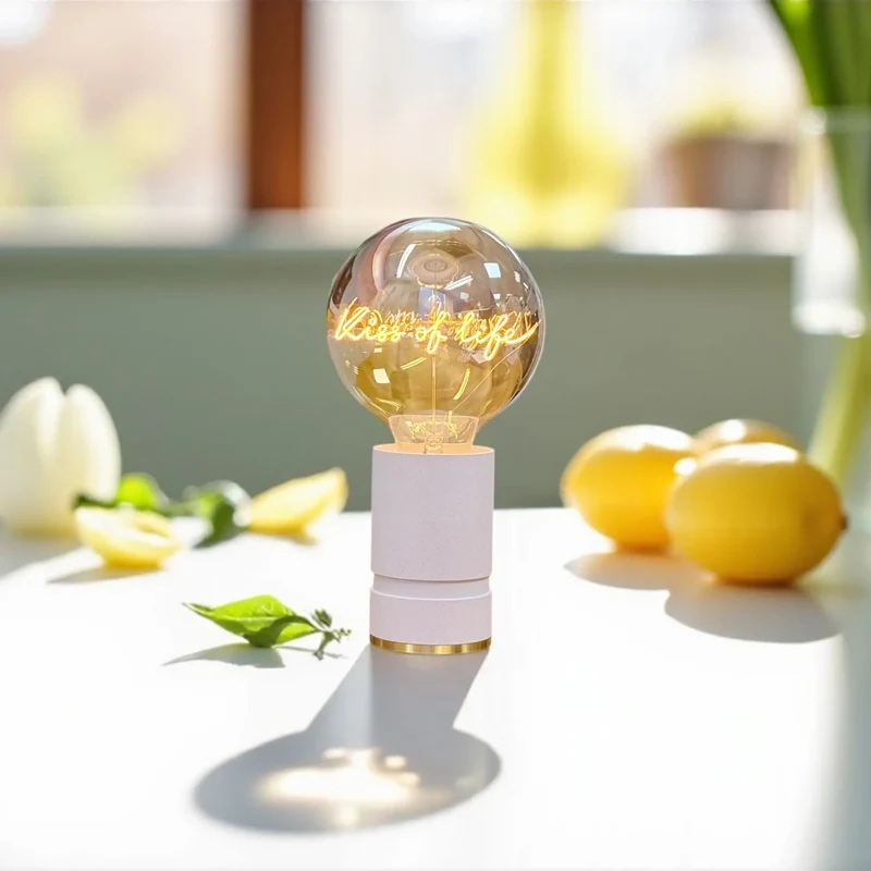 Ampoule décorative LED “Kiss Of Life” – Message In The Bulb