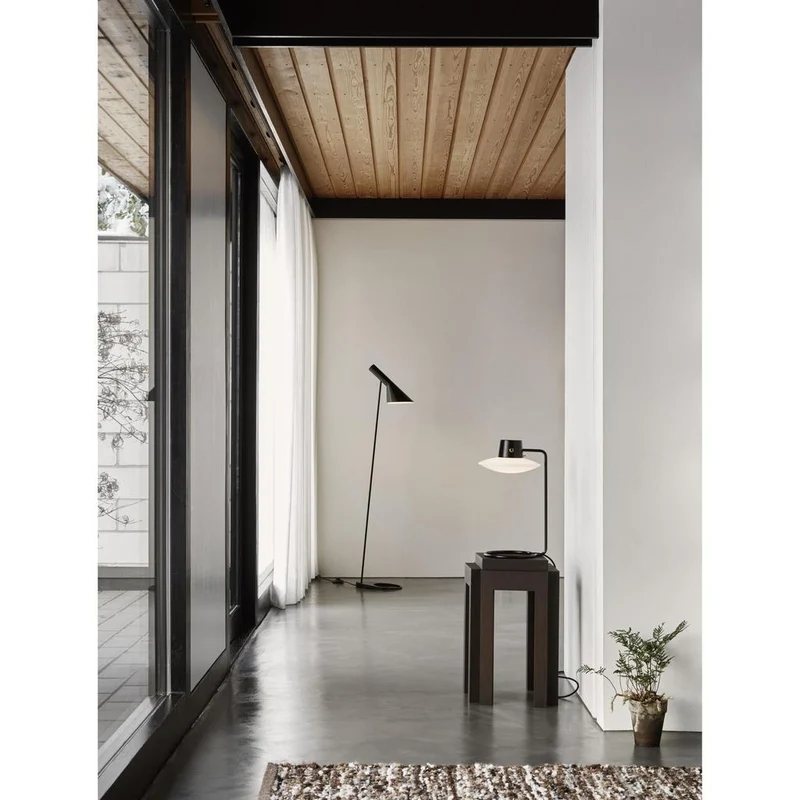 AJ Oxford - Bordlampe - Opal H41 - Louis Poulsen