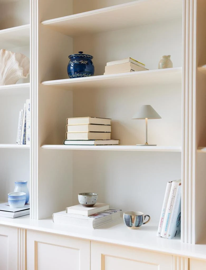 HYGGE LYS GRÅ BATTERI BORDLAMPE 800810