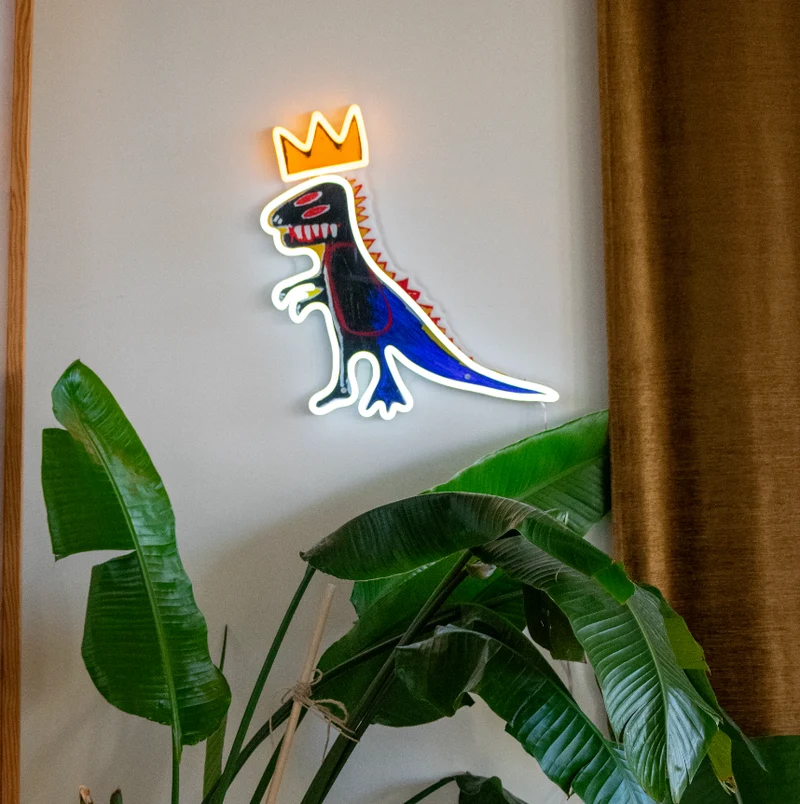 PEZ Dispenser YP x Jean Michel Basquiat, signe en néon led