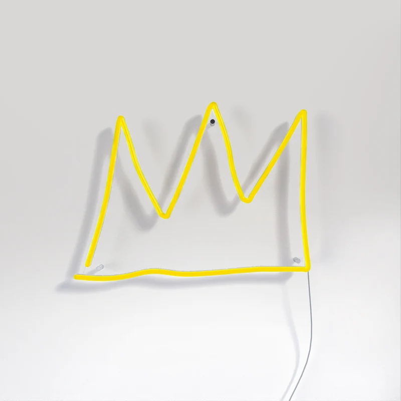 The Crown YP x Jean Michel Basquiat, signe en néon LED