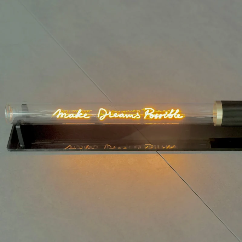 Ampoule décorative LED “Make dreams possible” – Message In The Tube
