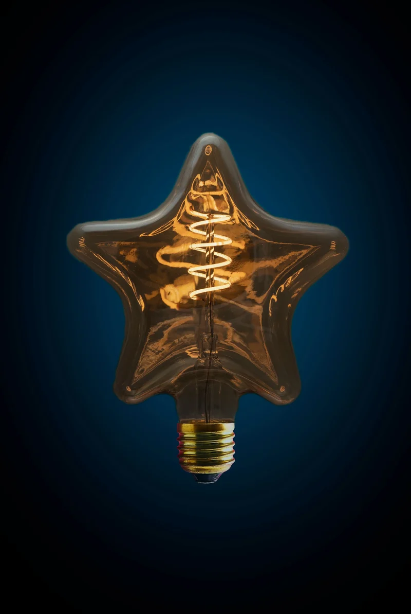 Ampoule décorative E27 LED Modèle Star
