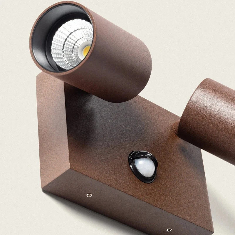 Double Spot Orientable