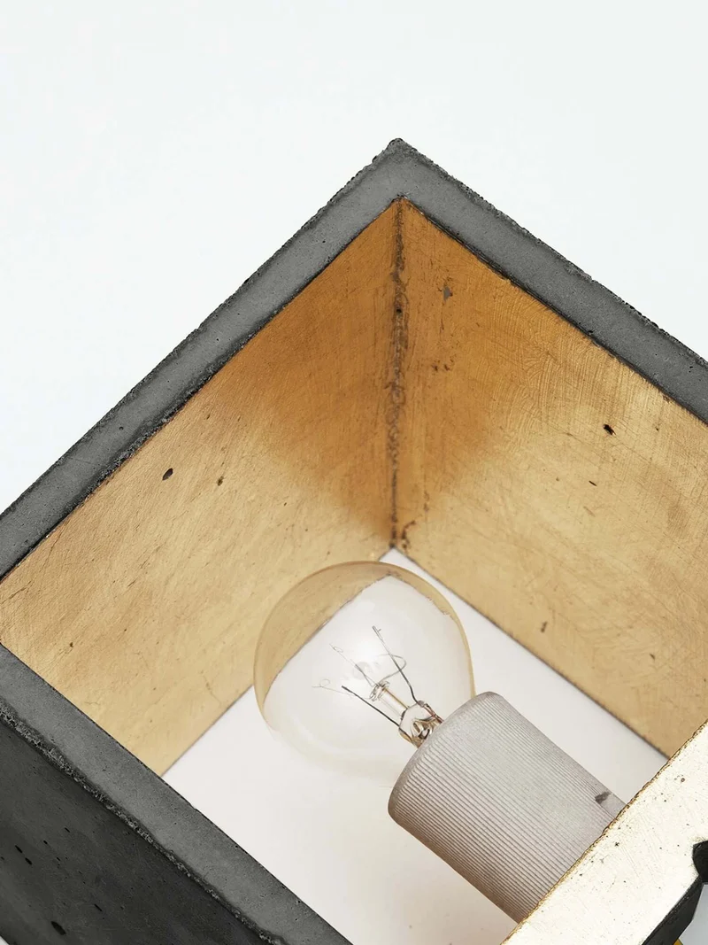 Gantlights B3 Wandlampe quadratisch Beton