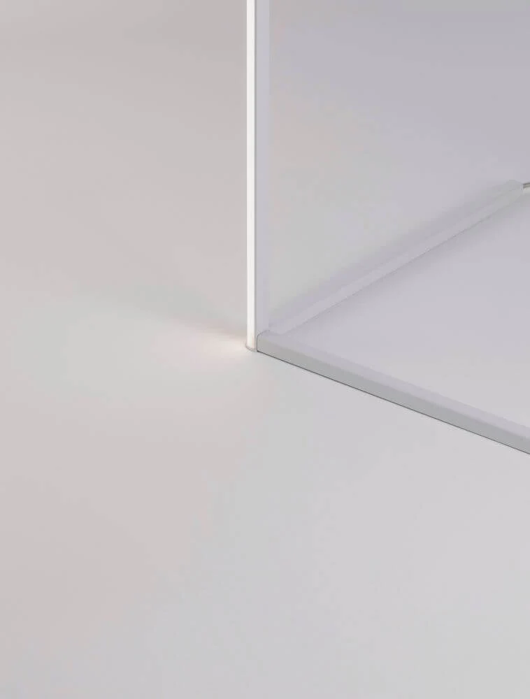 V-Line LED Stehlampe H 140,5cm 13000K