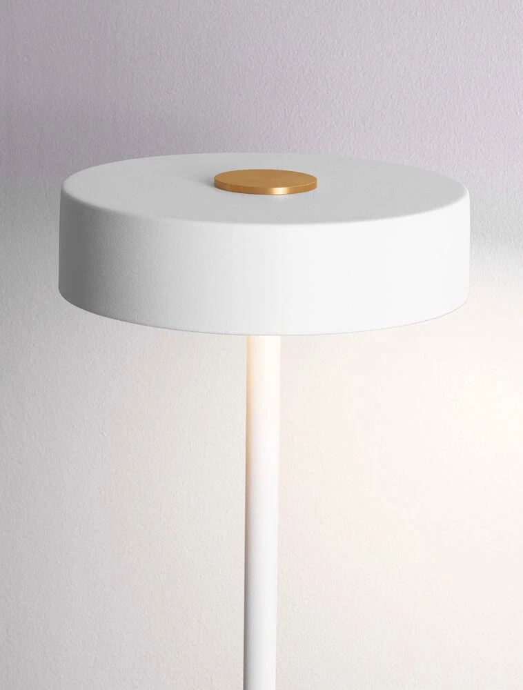 Thea LED Stehlampe H 135cm Ø 20cm 3000K