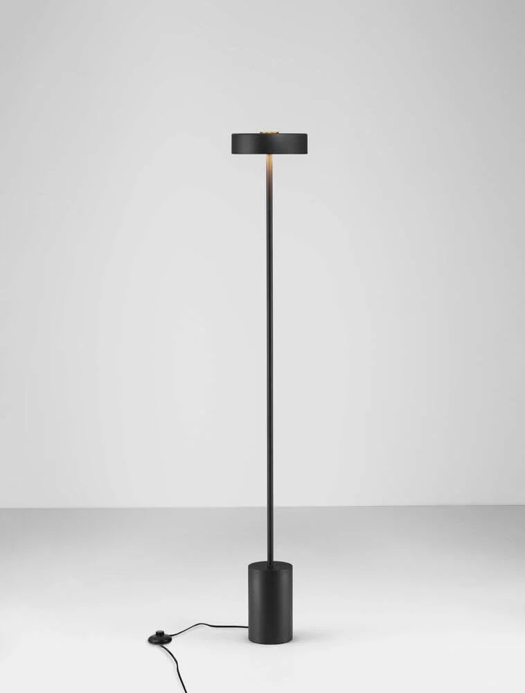 Thea LED Stehlampe H 135cm Ø 20cm 3000K