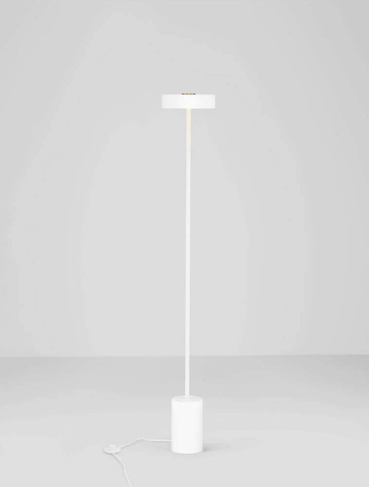 Thea LED Stehlampe H 135cm Ø 20cm 3000K