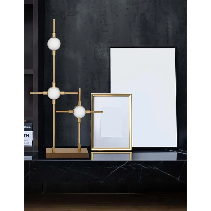 Atomo LED Tischleuchte