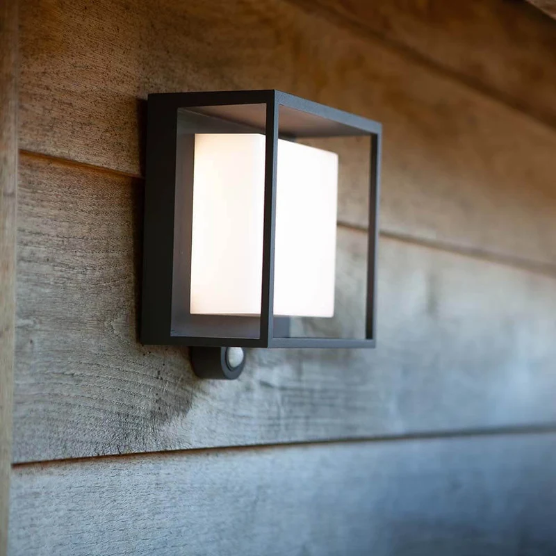 LED-Solar-Außenleuchte Curtis mit Bewegungsmelder