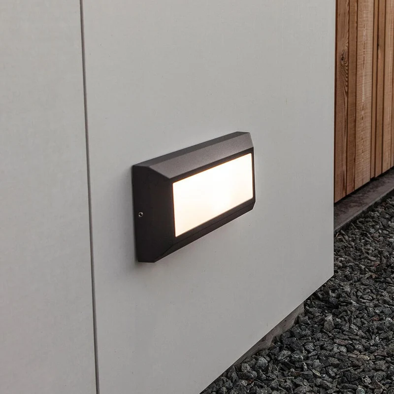 LED-Außenwandleuchte Helena aus Aluminium IP54