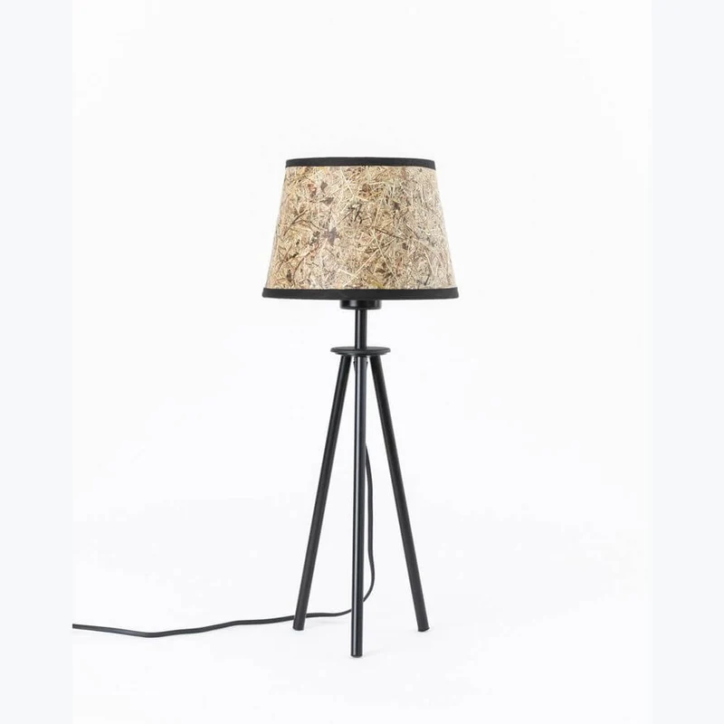 Metall Dreibein-Tischlampe mit Heuschirm