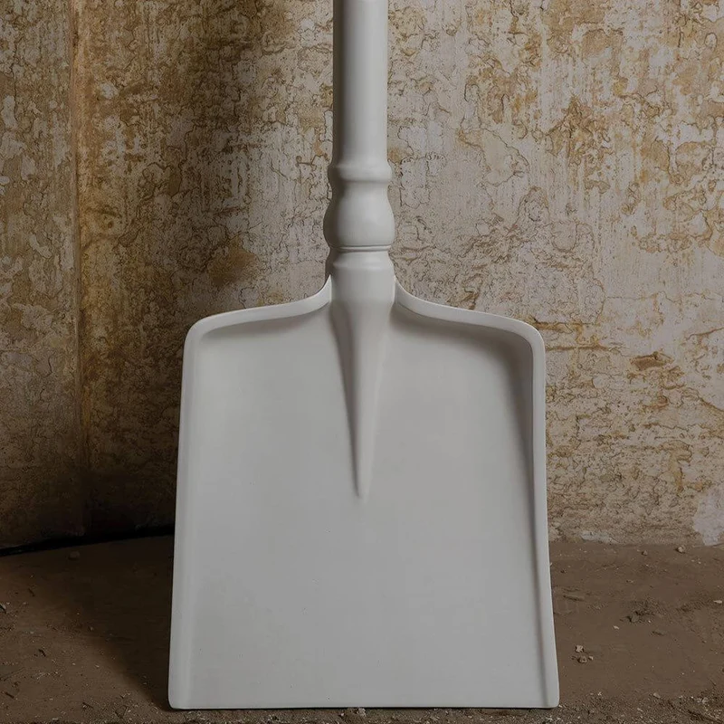 Karman Tobia LED-Stehleuchte Schaufel Weiß