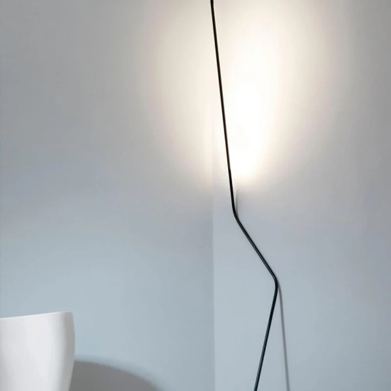 Nemo Neo LED Stehlampe zum anlehnen
