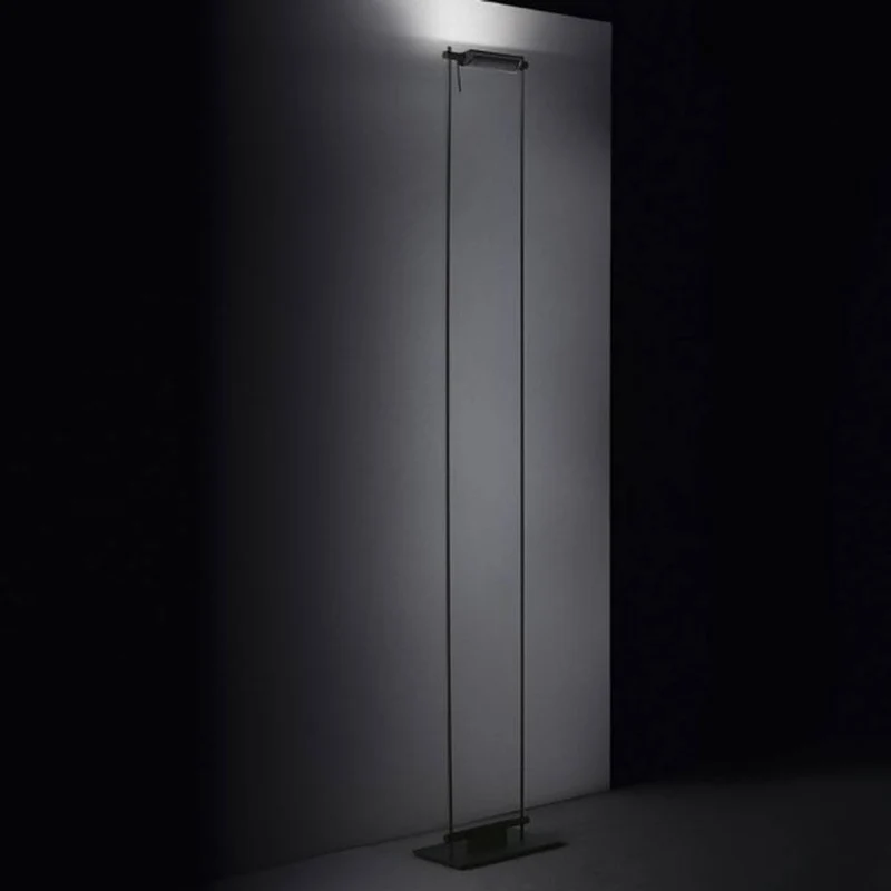 Nemo Logo LED Stehlampe 193cm