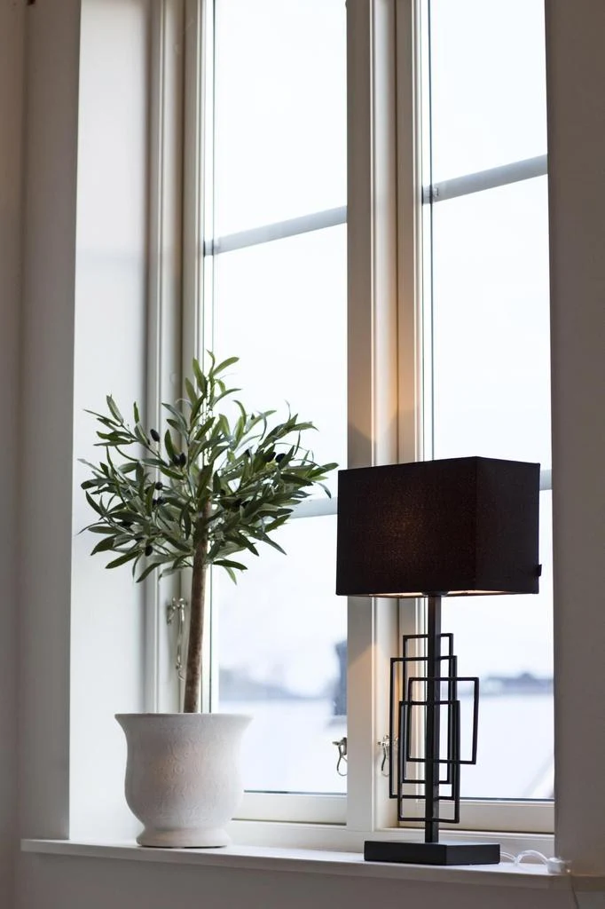 PARAGON BORDLAMPE H69