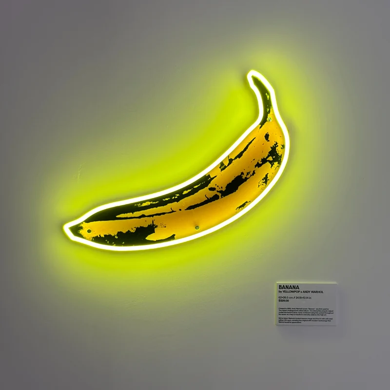 Banana by Andy Warhol - signe en néon LED